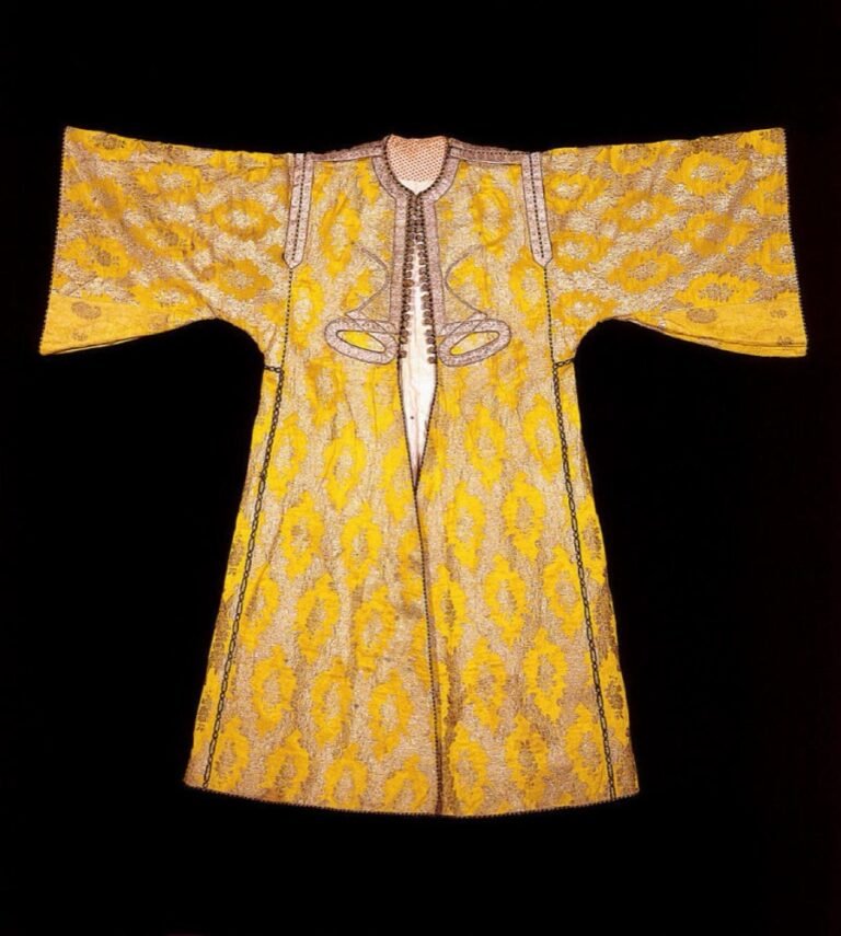 Antique Moroccan kaftan with woven gold motifs